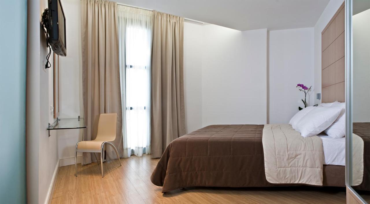 Chic Hotel Афіни Екстер'єр фото